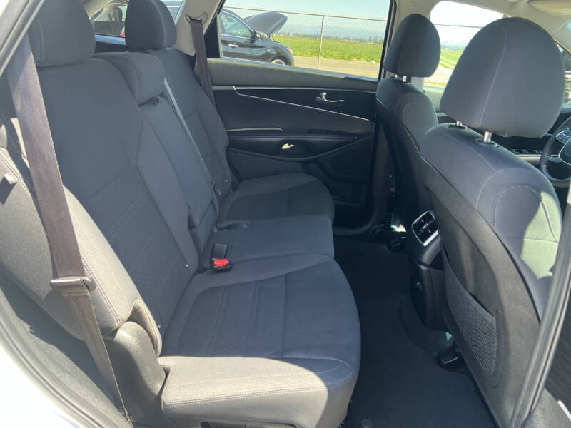 2020 Kia Sorento L