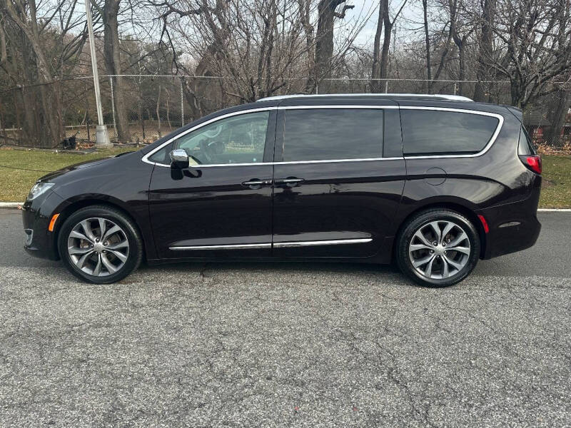2017 Chrysler Pacifica Limited