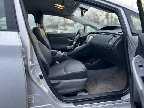 2013 Toyota Prius Five