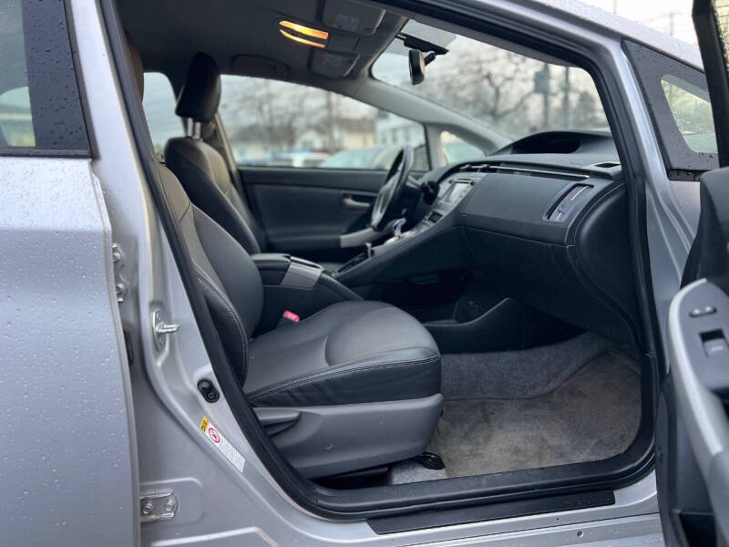 2013 Toyota Prius Five