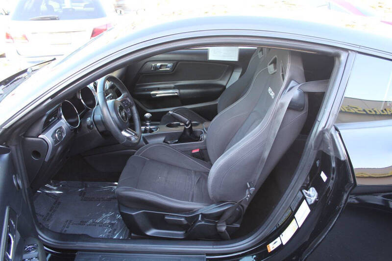 2017 Ford Mustang GT