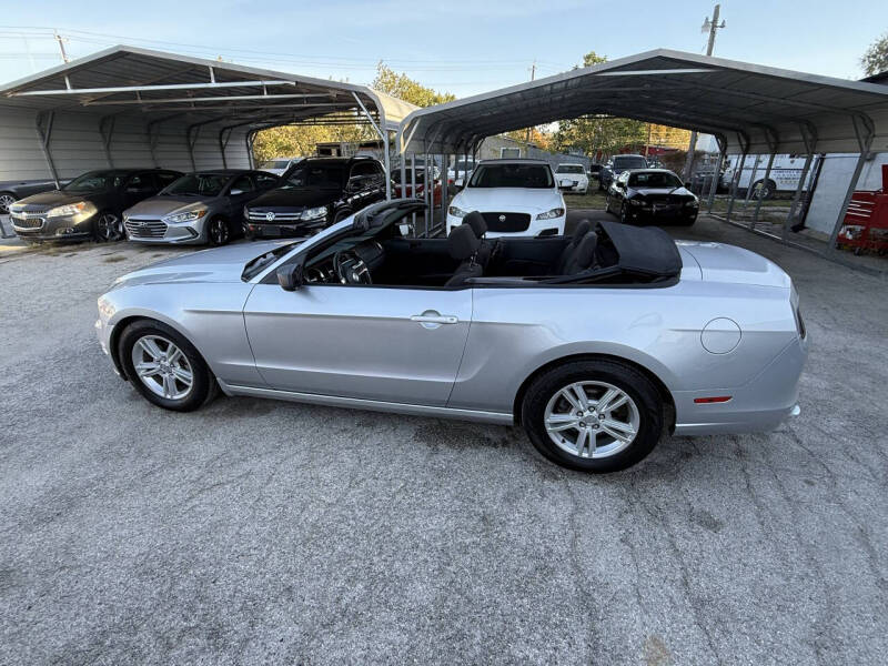 2014 Ford Mustang V6