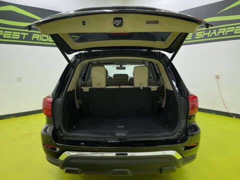 2019 Nissan Pathfinder SL