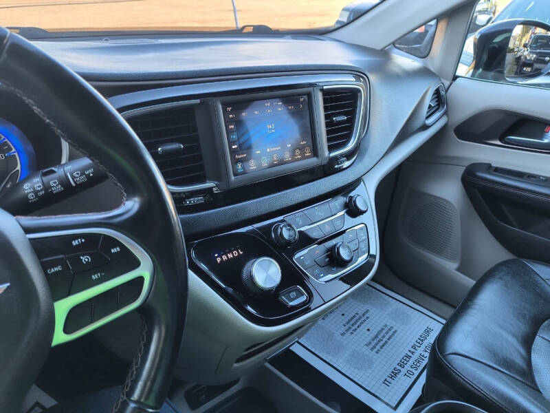 2018 Chrysler Pacifica Touring L