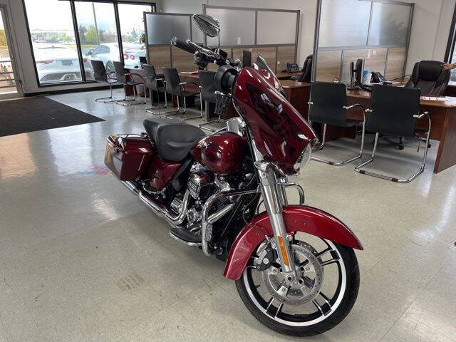 2017 Harley-Davidson Street Glide