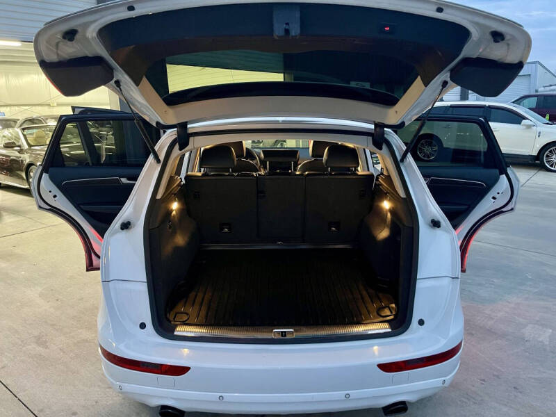 2016 Audi Q5 2.0T quattro Premium Plus