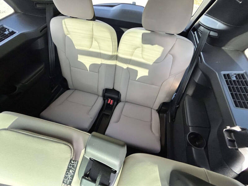 2026 Volvo XC90 B6 Core