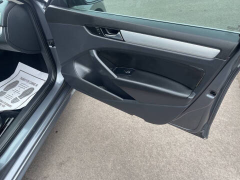 2013 Volkswagen Passat