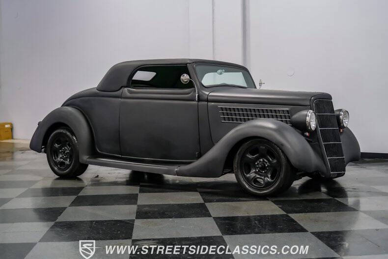 1935 Ford Cabriolet