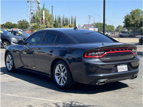 2016 Dodge Charger SXT