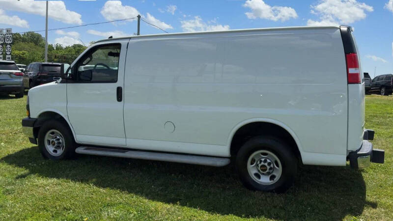 2024 GMC Savana 2500