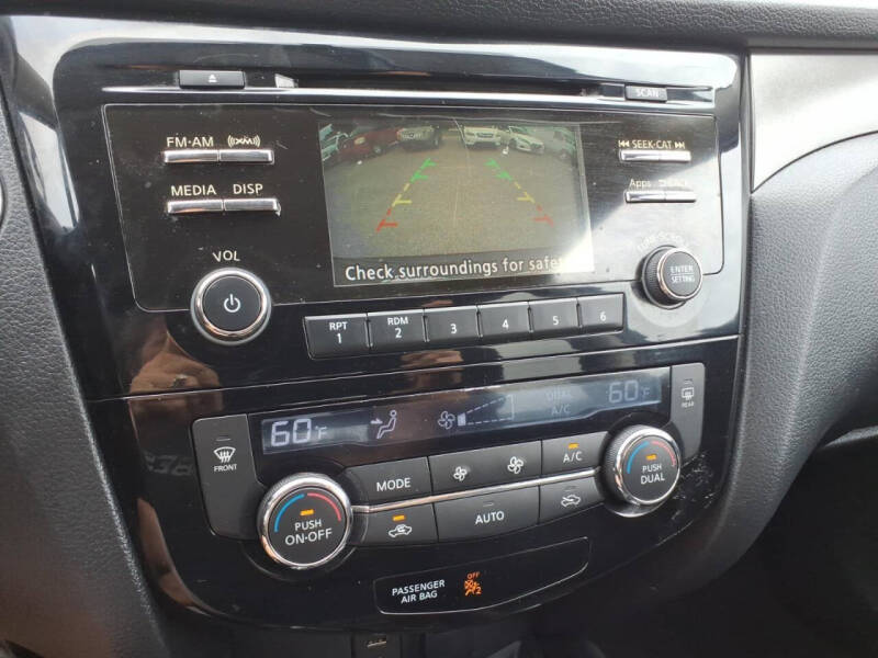 2015 Nissan Rogue SV