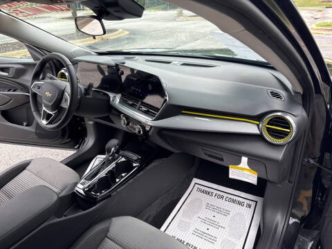 2025 Chevrolet Trax LT