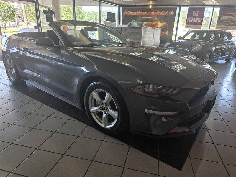2019 Ford Mustang EcoBoost
