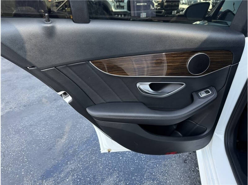 2020 Mercedes-Benz C-Class C 300