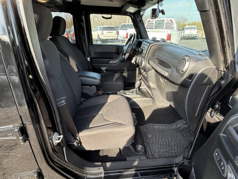 2017 Jeep Wrangler Unlimited Sport