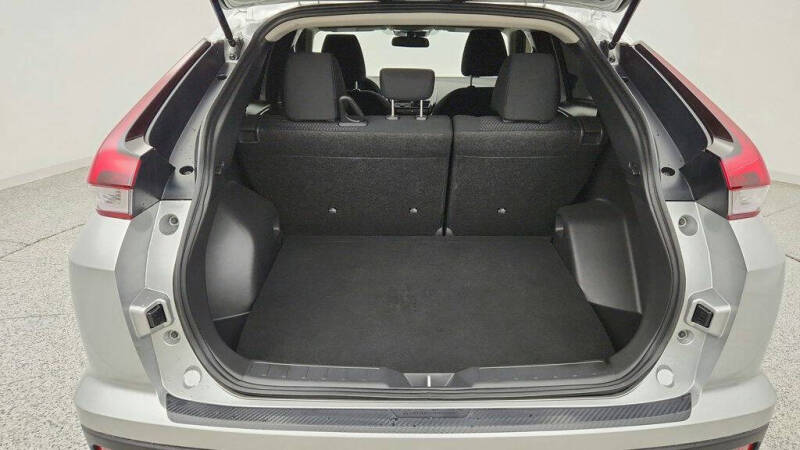 2025 Mitsubishi Eclipse Cross LE