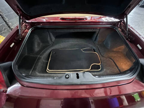 2004 Ford Thunderbird Deluxe