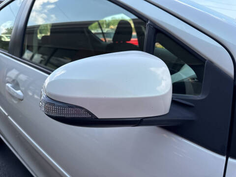 2012 Toyota Prius c Two