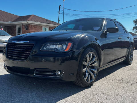 2014 Chrysler 300 for sale at Speedy Auto Sales in Pasadena TX