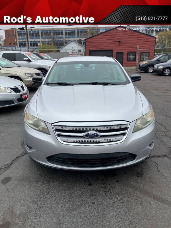 2011 Ford Taurus SE's photo