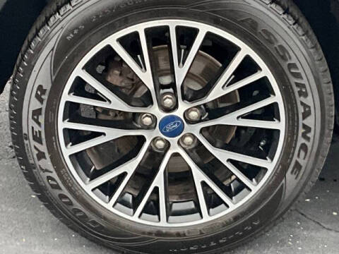 2022 Ford Escape Plug-In Hybrid SE