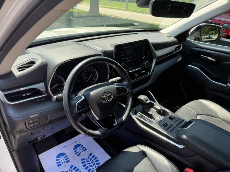 2020 Toyota Highlander XLE