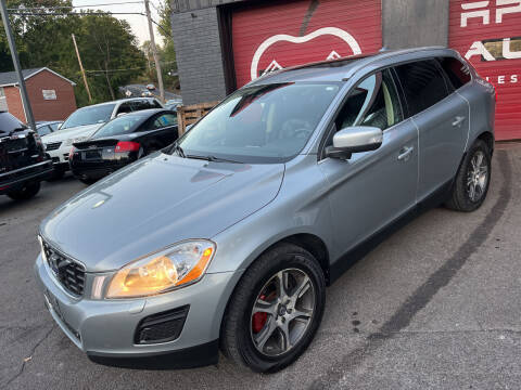 2012 Volvo XC60 for sale at Apple Auto Sales Inc in Camillus NY