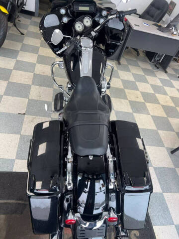 2011 Harley-Davidson FLTRX Road Glide Custom