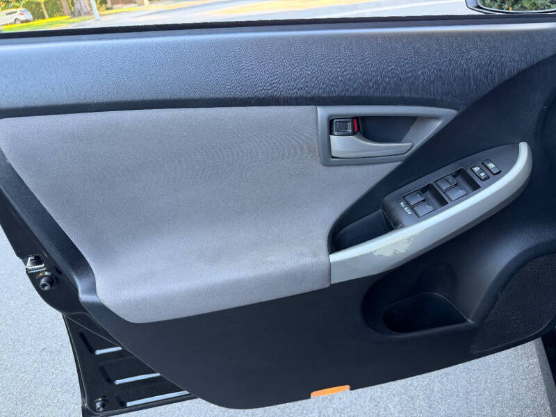 2015 Toyota Prius Two
