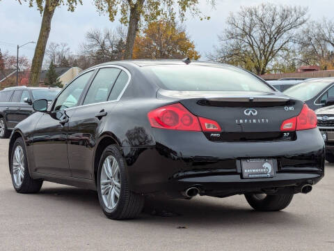 2015 Infiniti Q40