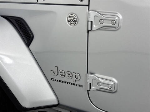 2023 Jeep Gladiator Overland