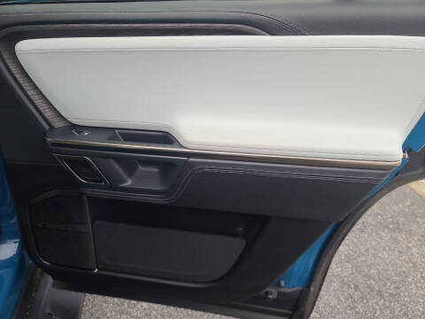 2023 Rivian R1S Launch Edition