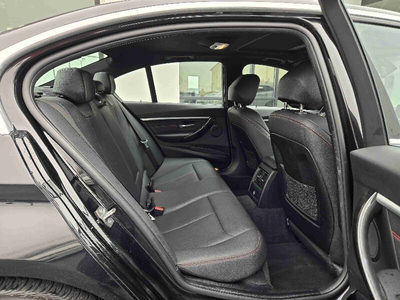 2018 BMW 3 Series 330i xDrive