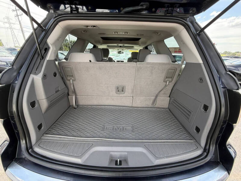 2015 GMC Acadia SLE-2