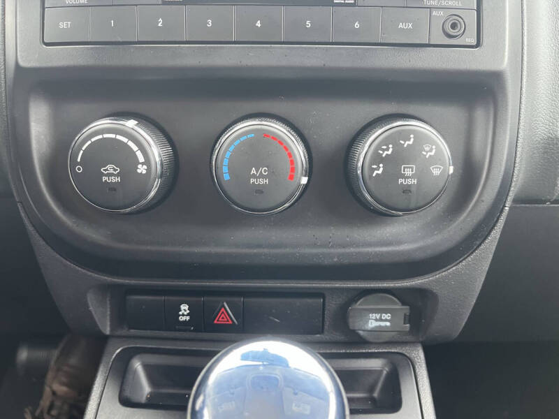 2012 Jeep Compass Sport