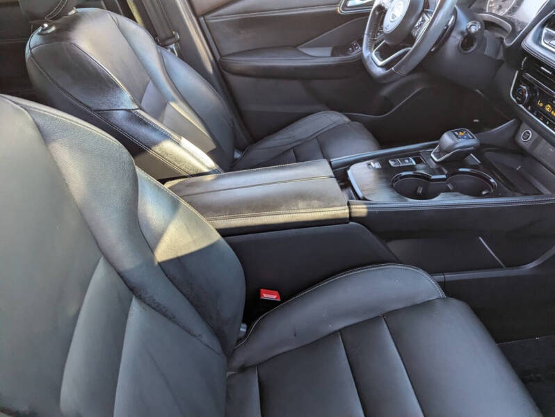 2021 Nissan Rogue SL