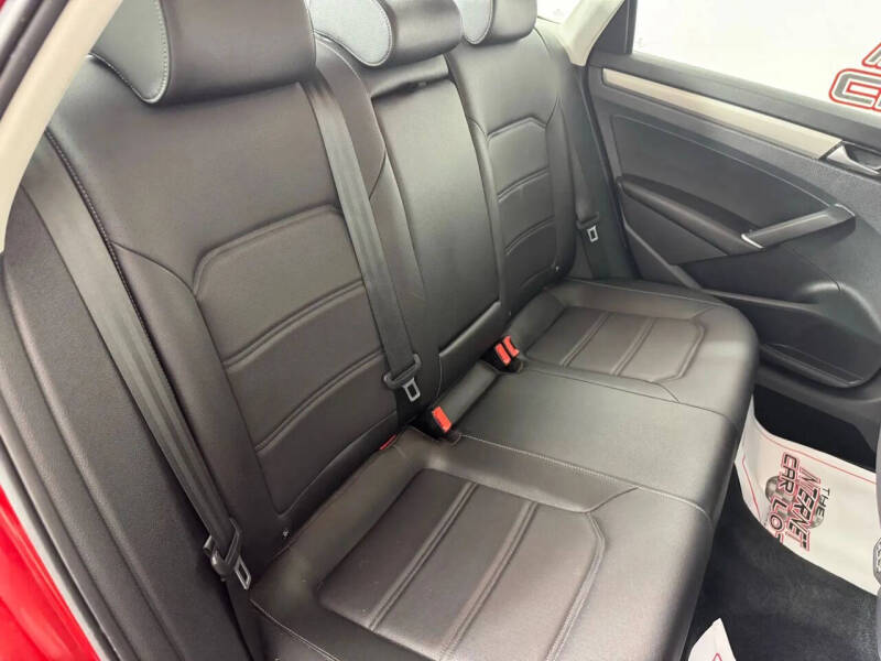 2022 Volkswagen Passat SE