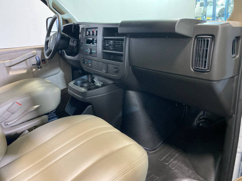 2026 Chevrolet Express 2500