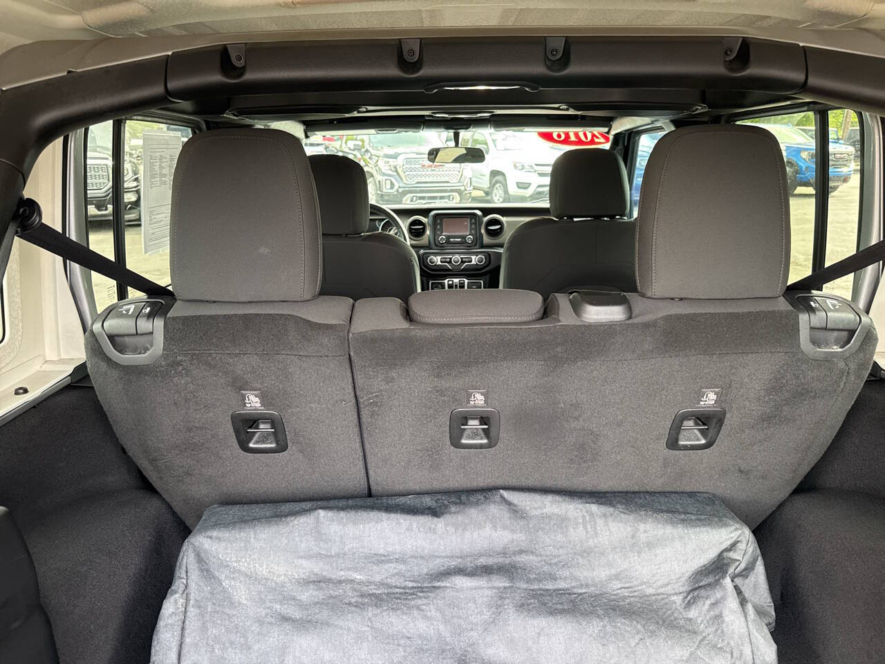 used 2018 Jeep Wrangler Unlimited car, priced at $21,999