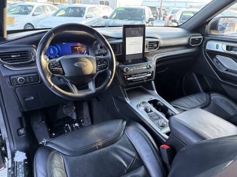 2020 Ford Explorer Platinum