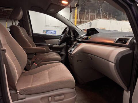 2015 Honda Odyssey LX