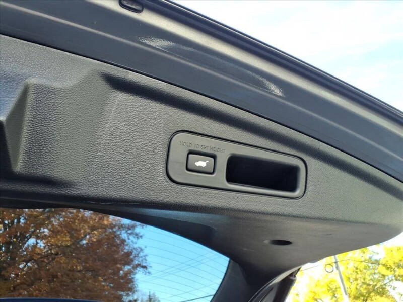 2023 Acura MDX SH-AWD w/Tech