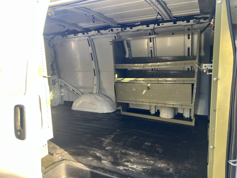 2019 Chevrolet Express 2500