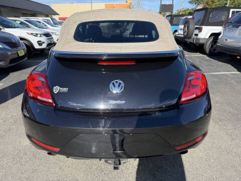 2013 Volkswagen Beetle Convertible Turbo