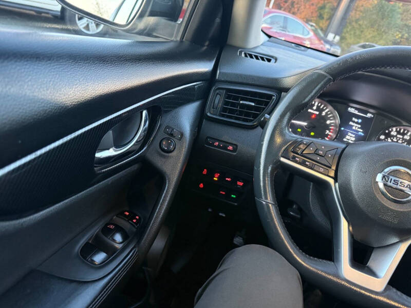 2017 Nissan Rogue Hybrid