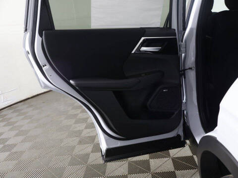 2026 Mitsubishi Outlander ES
