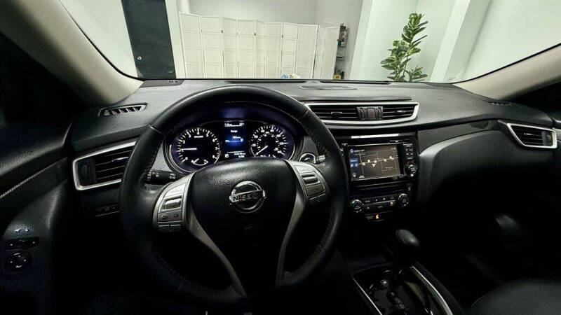 2015 Nissan Rogue SL