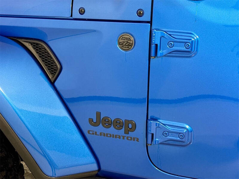 2022 Jeep Gladiator Willys