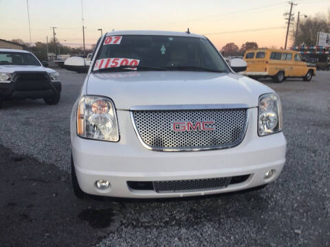 2007 GMC Yukon for sale at K & E Auto Sales in Ardmore AL